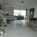 Daire Terrace View-stylish 2bedroom Penthouse Ac-wifi *