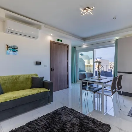 Terrace View-stylish 2bedroom Penthouse Ac-wifi *
