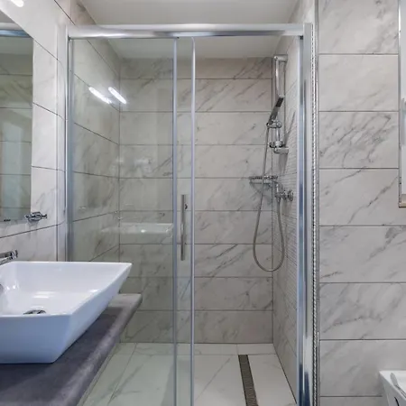 Terrace View-stylish Two Bedrooms Fully Ac-wifi Penthouse * Msida