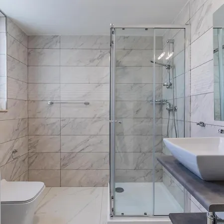 Apartment Terrace View - Stylish 2 Bedrooms Penthouse Ac-wifi