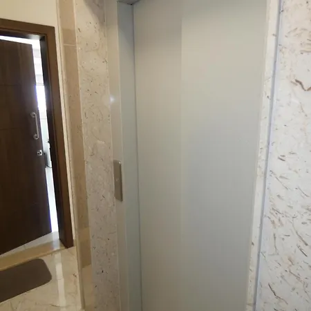 Terrace View - Stylish 2 Bedrooms Penthouse Ac-wifi