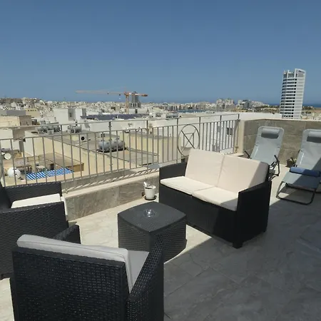 Terrace View - Stylish 2 Bedrooms Penthouse Ac-wifi