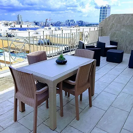 Terrace View-stylish 2bedroom Penthouse Ac-wifi *
